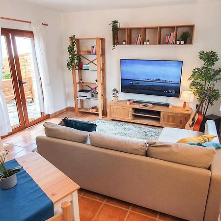 Oasis Desert - Holiday Home With Pool & Garden Near Corralejo And Lajares Dış mekan fotoğraf